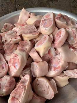  dựng heo cắt khoanh, dựng heo đông lạnh, dựng heo ngon Gò Vấp, dựng heo nấu canh, bán dựng heo Cần Thơ