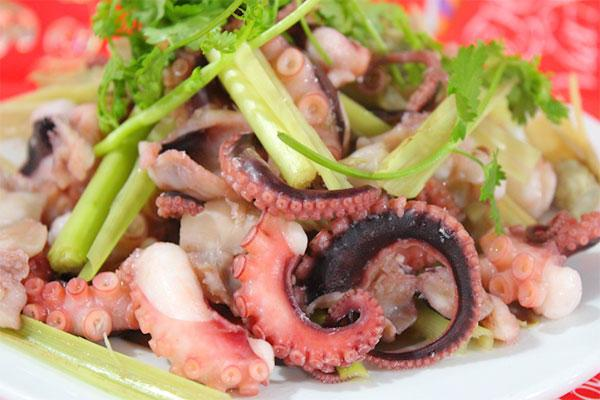 râu bạch tuộc đông lạnh, râu bạch tuộc giá rẻ Cần Thơ, hải sản đông lạnh Cần Thơ, mua râu bạch tuộc sỉ, kho sỉ Fafood
